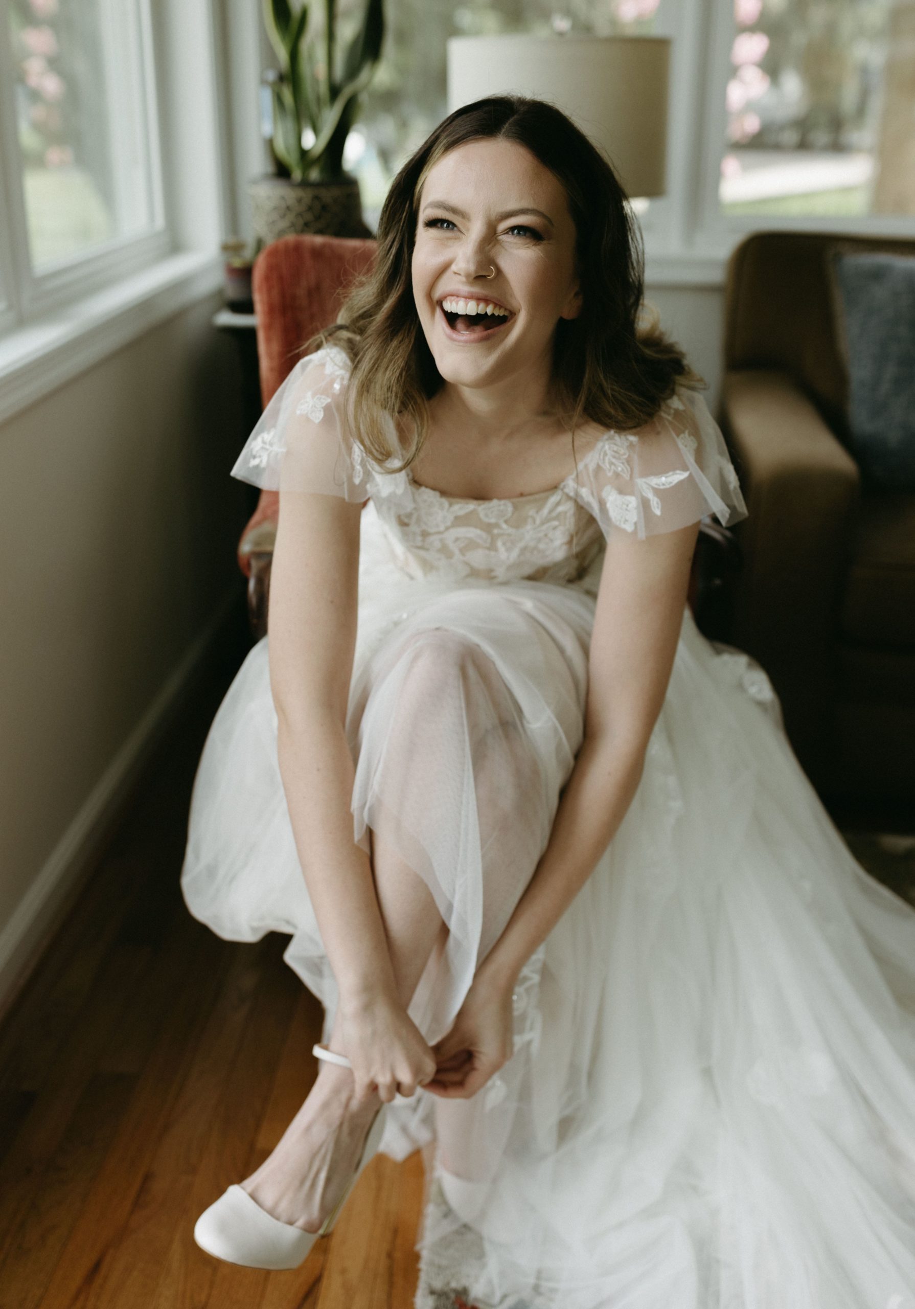 9 Tips for Getting Ready on Your Wedding Day | DC Wedding Photographer