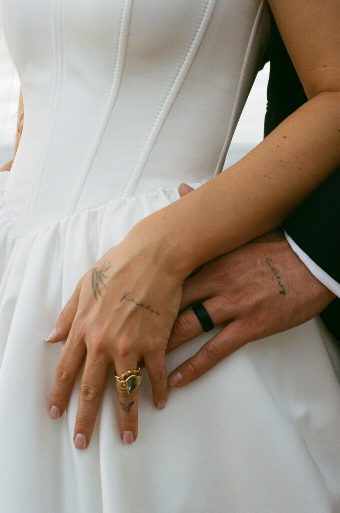 A la valencia wedding couple portraits